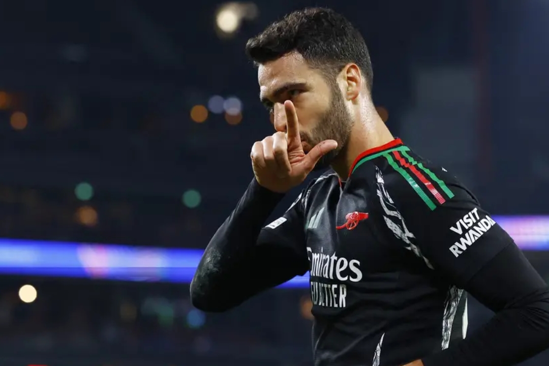 关于英超倒计时,埃因霍温赛前队长鼓劲,细节引发关注,更衣室稳定,更衣室氛围转暖的信息-开云娱乐