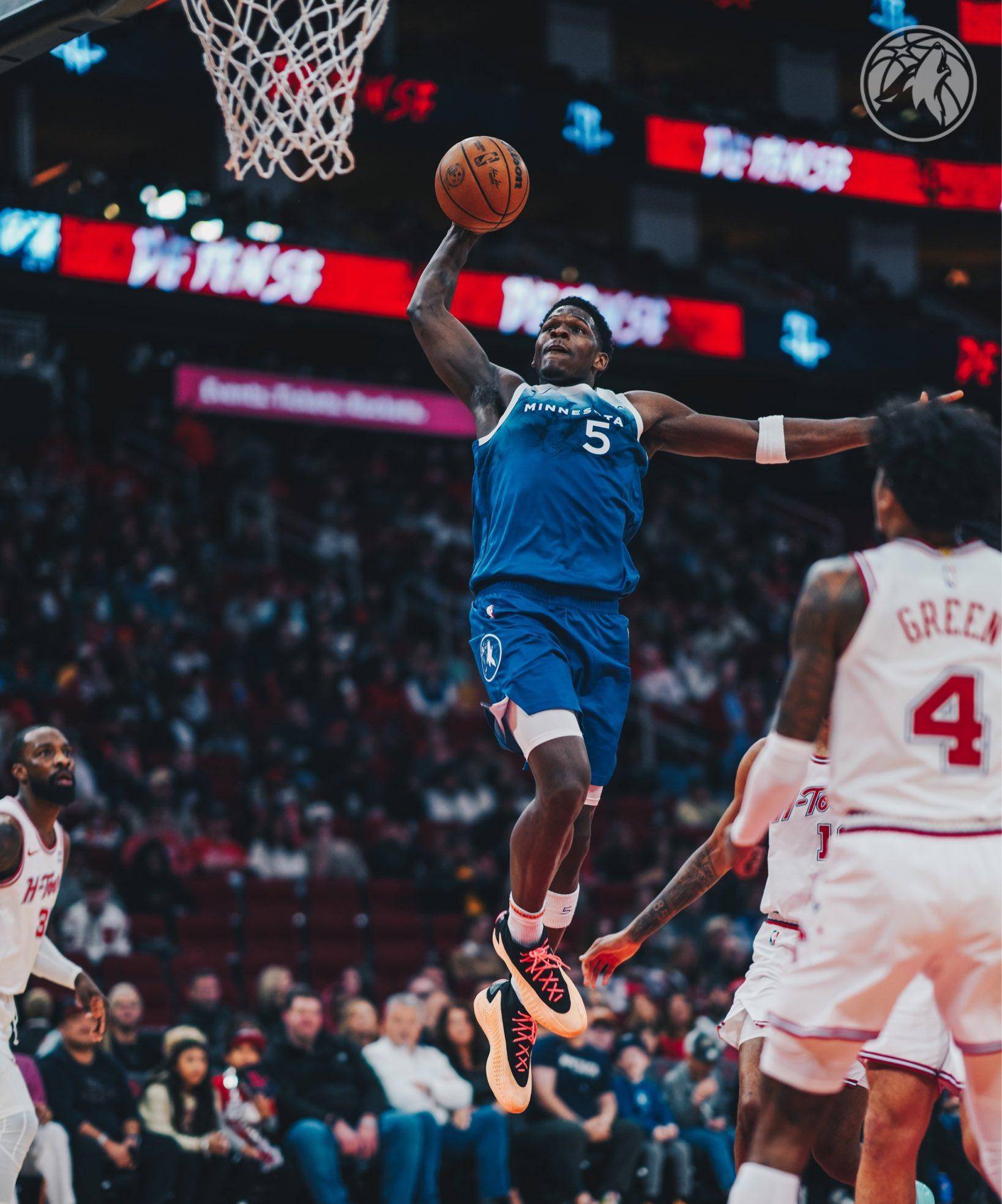 赛地聚焦：NBA常规赛今晚热度飙升，巴黎圣日耳曼外线爆发，压力陡增，训练强度明显提升的简单介绍-开云